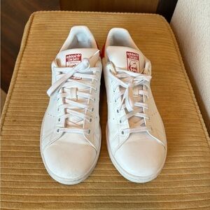 Adidas White and pink women’s Sneakers